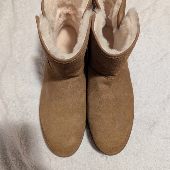 UGG Shoes - UGG Cory II Women's Chestnut Suede Shearling Boots